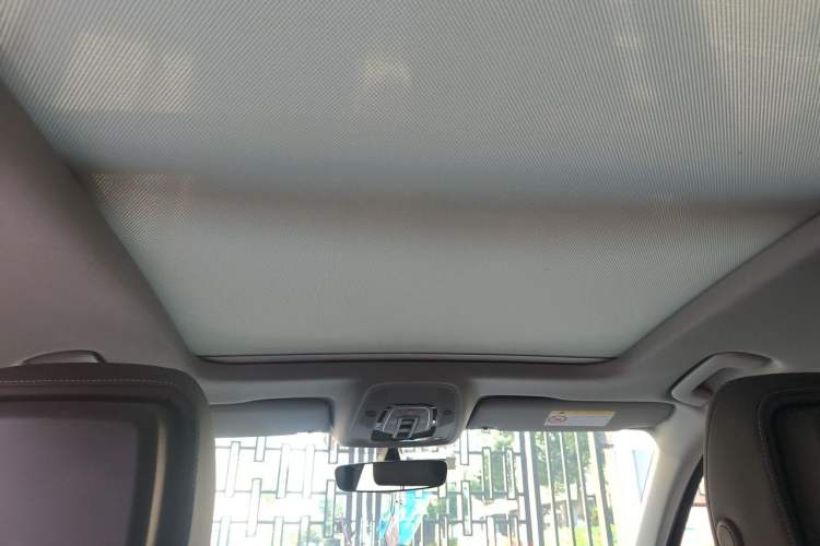Used Audi A4L 2020 40 TFSI Luxury Dynamic Model Headliner