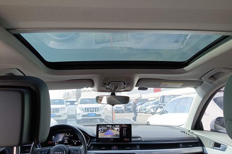 Used Audi A4L 2020 40 TFSI Fashionable and Elegant Model Headliner