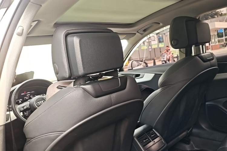 Used Audi A4L 2020 40 TFSI Fashion Dynamic Model Headliner