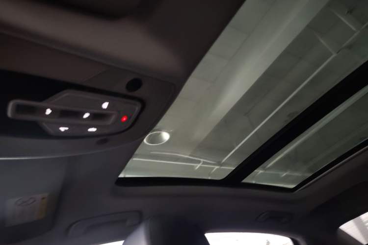 Used Audi A4L 2020 40 TFSI quattro Luxury Dynamic Model Headliner