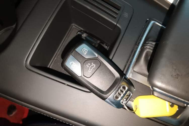 Used Audi A4L 2020 40 TFSI Fashion Dynamic Model Interior 1