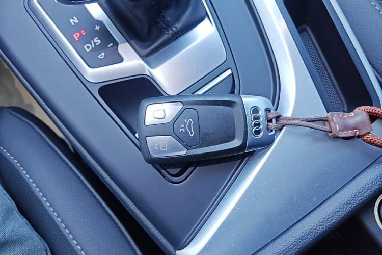 Used Audi A4L 2020 40 TFSI Fashion Dynamic Model Interior 1