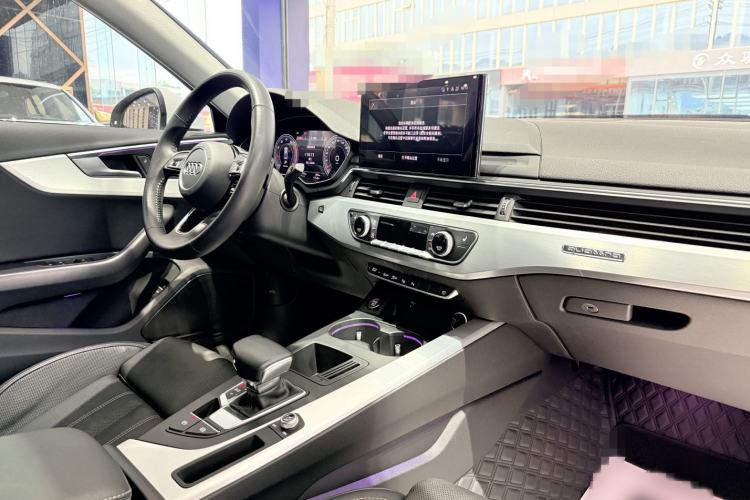 Used Audi A4L 2020 40 TFSI quattro Luxury Dynamic Model Interior 1