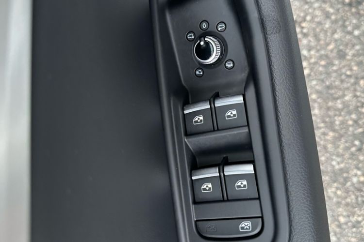 Used Audi A4L 2020 40 TFSI Luxury Dynamic Model Interior 1
