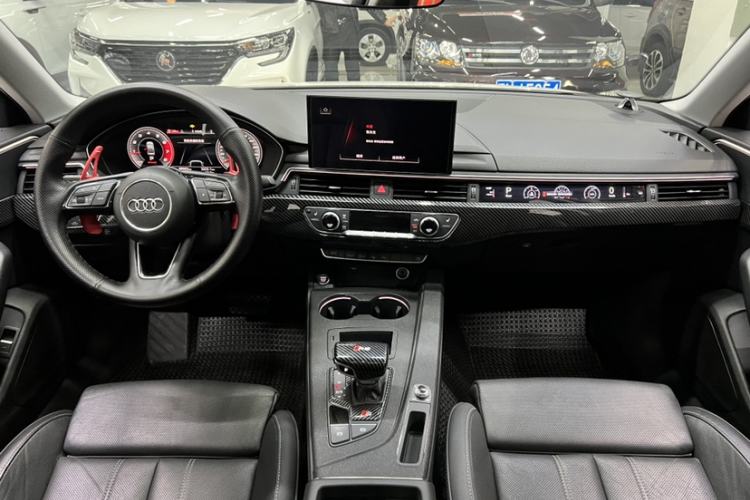Used Audi A4L 2020 40 TFSI Luxury Dynamic Model Interior 1