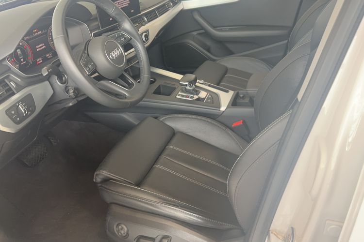 Used Audi A4L 2020 40 TFSI Luxury Dynamic Model Interior 1