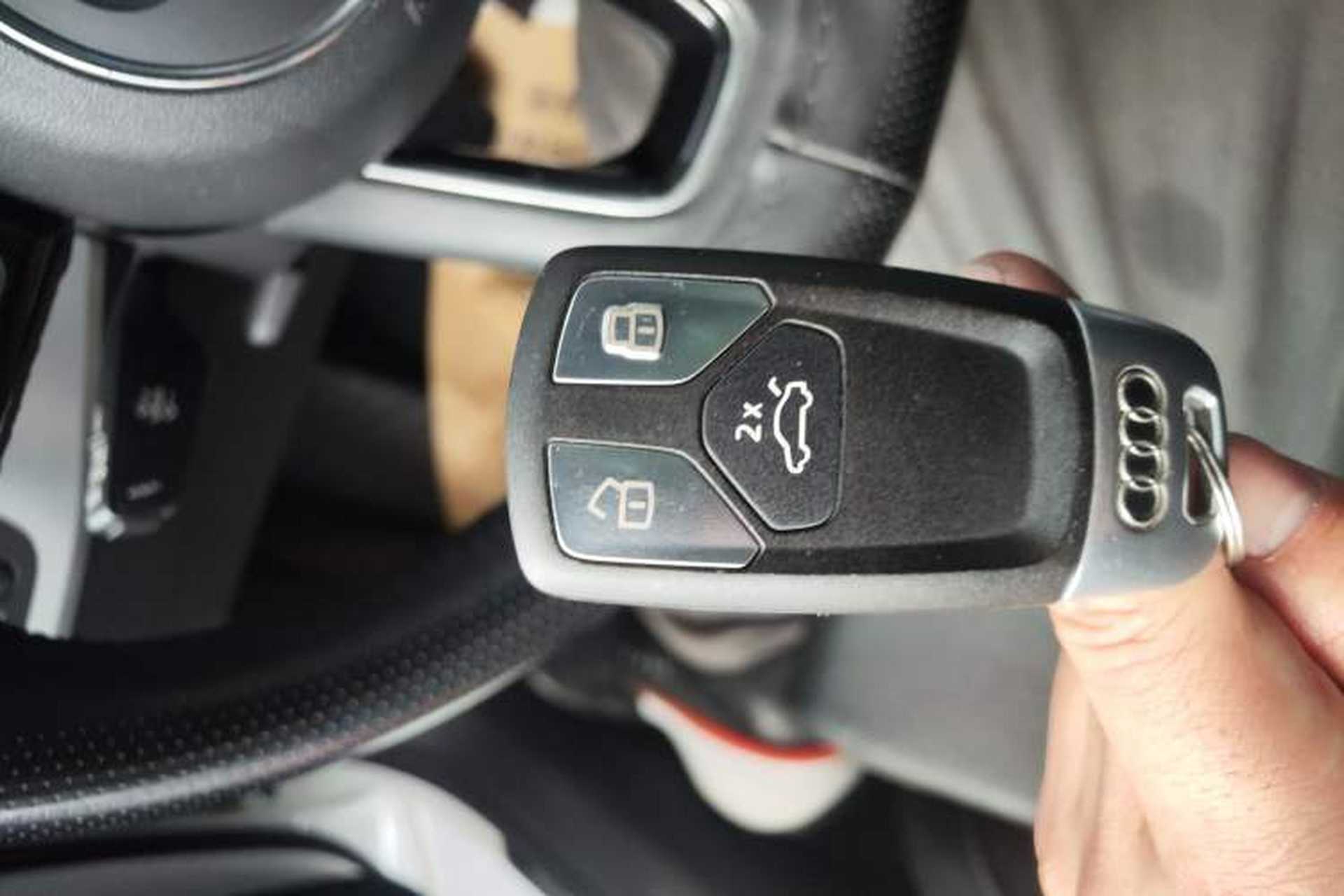 Used Audi A4L 2020 40 TFSI Fashion Dynamic Model Interior 1