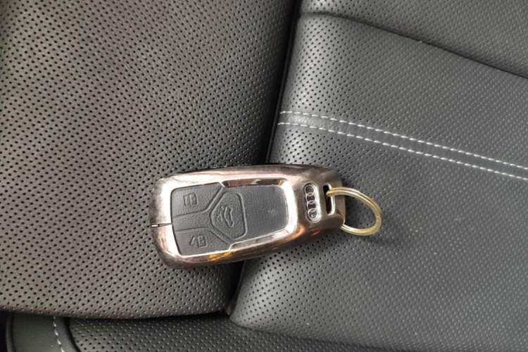 Used Audi A4L 2020 40 TFSI Fashion Dynamic Model Interior 1