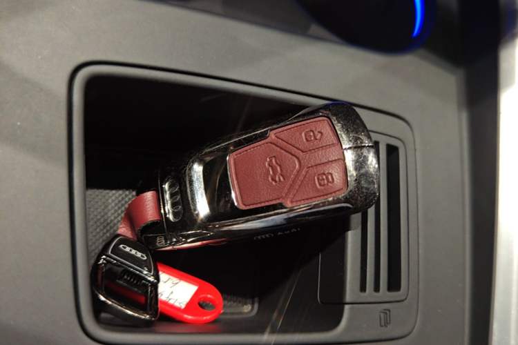 Used Audi A4L 2020 40 TFSI Fashion Dynamic Model Interior 1