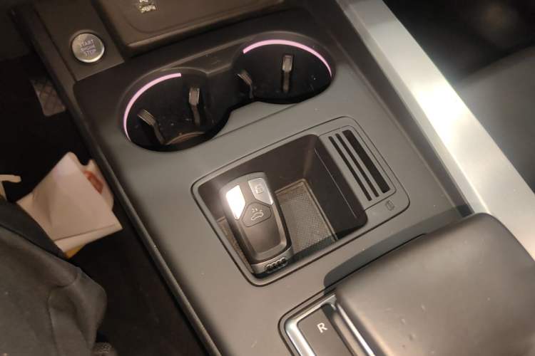 Used Audi A4L 2020 40 TFSI Fashion Dynamic Model Interior 1
