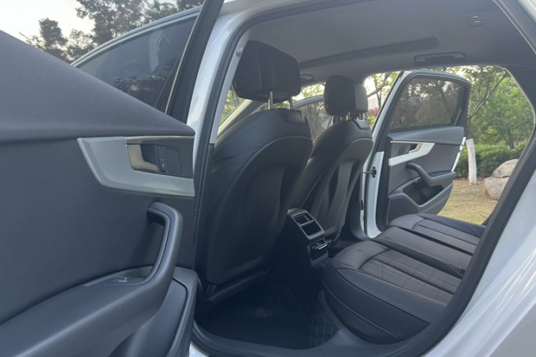 Used Audi A4L 2020 40 TFSI Fashion Dynamic Model Interior 1