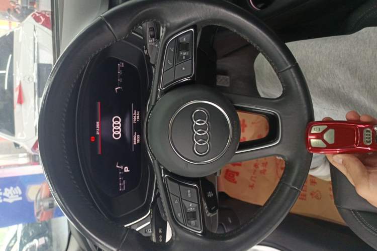 Used Audi A4L 2020 40 TFSI Luxury Dynamic Model Interior 1
