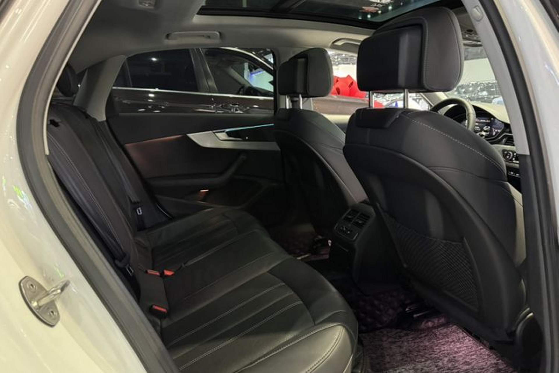 Used Audi A4L 2020 40 TFSI Luxury Dynamic Model Interior 10