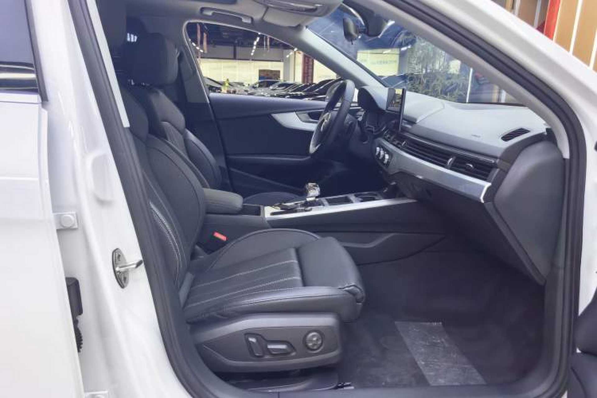 Used Audi A4L 2020 40 TFSI Fashion Dynamic Model Interior 10