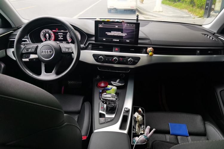 Used Audi A4L 2020 40 TFSI Fashion Dynamic Model Interior 2