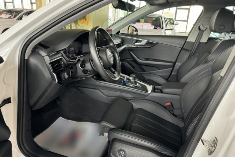 Used Audi A4L 2020 40 TFSI Fashion Dynamic Model Interior 2
