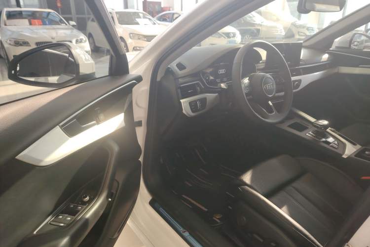 Used Audi A4L 2020 40 TFSI Fashion Dynamic Model Interior 2