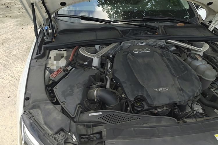 Used Audi A4L 2020 40 TFSI Luxury Dynamic Model Interior 2