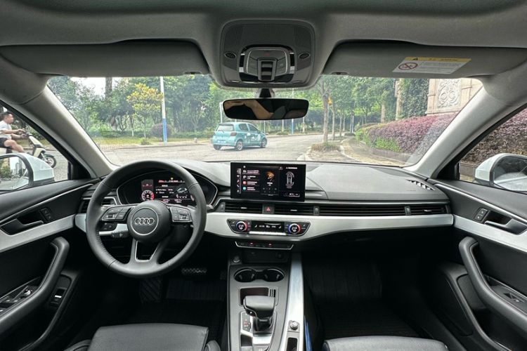 Used Audi A4L 2020 40 TFSI Luxury Dynamic Model Interior 2