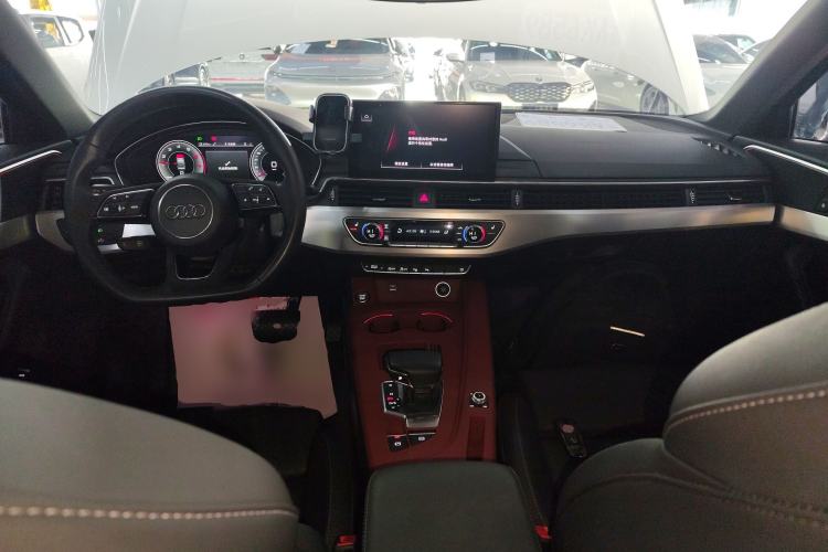 Used Audi A4L 2020 40 TFSI Luxury Dynamic Model Interior 2
