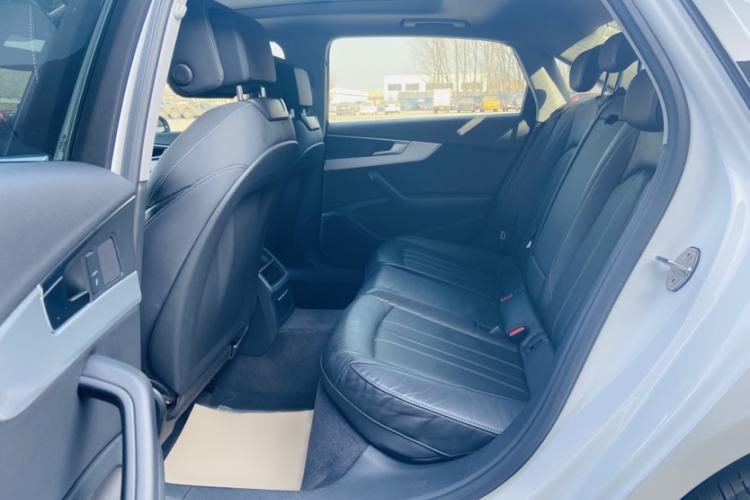 Used Audi A4L 2020 40 TFSI Fashion Dynamic Model Interior 2