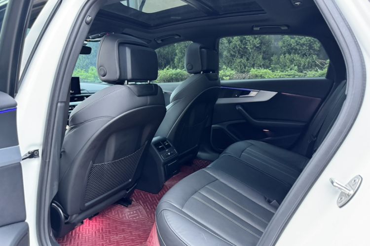 Used Audi A4L 2020 40 TFSI Luxury Dynamic Model Interior 2
