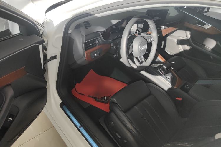 Used Audi A4L 2020 40 TFSI Fashion Dynamic Model Interior 3