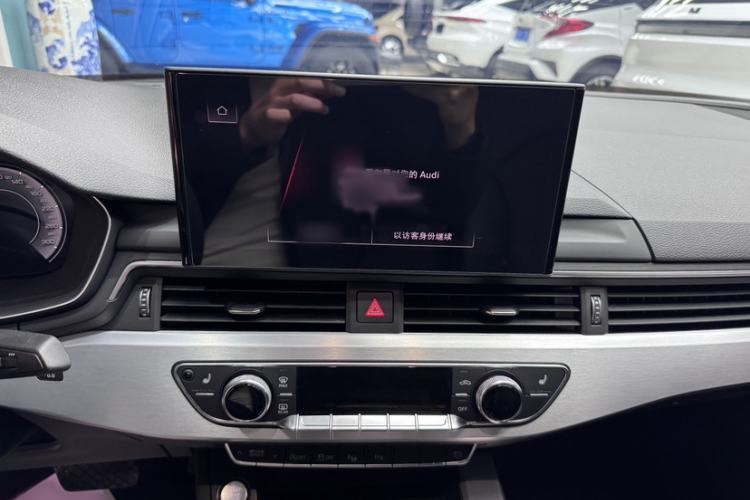 Used Audi A4L 2020 40 TFSI Luxury Dynamic Model Interior 3
