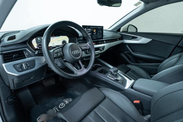 Used Audi A4L 2020 40 TFSI Luxury Dynamic Model Interior 3