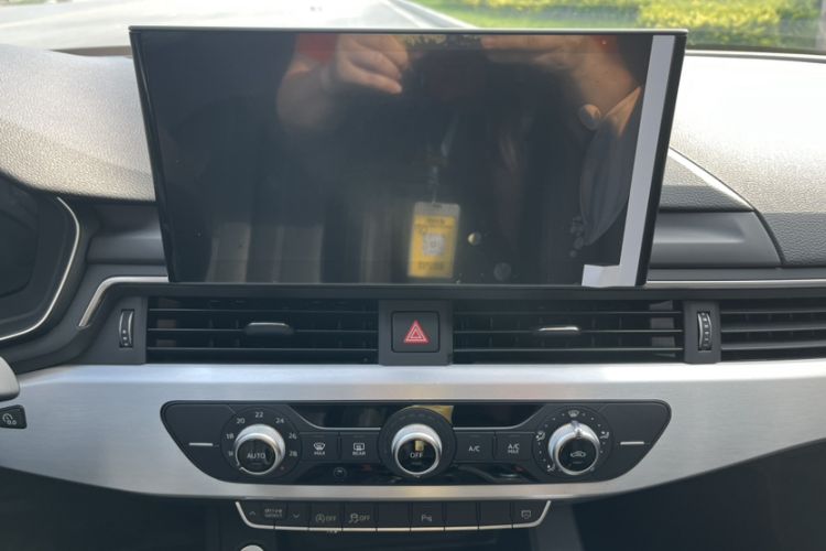 Used Audi A4L 2020 40 TFSI Fashion Dynamic Model Interior 3