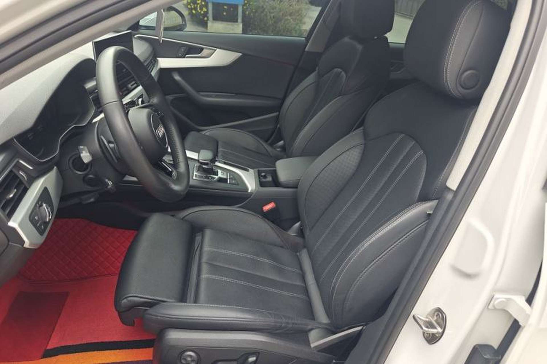 Used Audi A4L 2020 40 TFSI Luxury Dynamic Model Interior 4