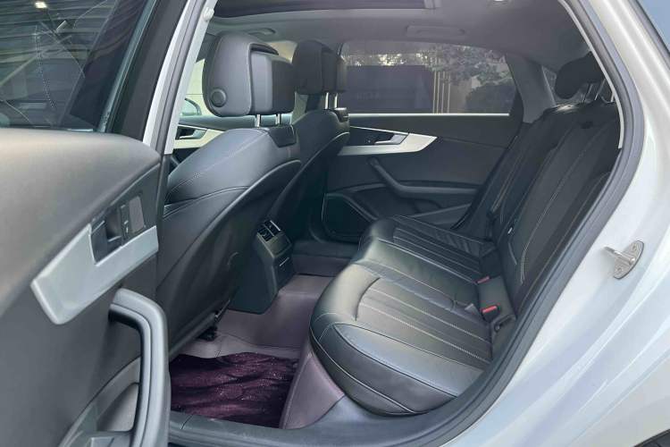 Used Audi A4L 2020 40 TFSI Fashion Dynamic Model Interior 4