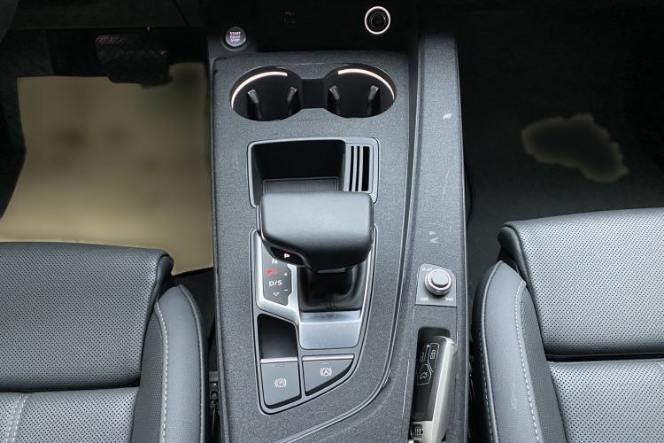 Used Audi A4L 2020 40 TFSI Fashion Dynamic Model Interior 4