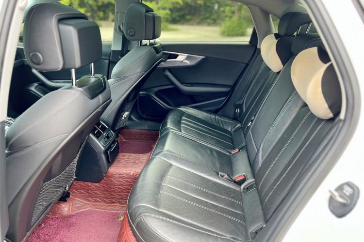 Used Audi A4L 2020 40 TFSI Fashion Dynamic Model Interior 4