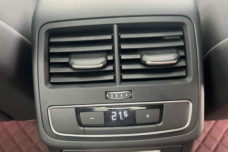 Used Audi A4L 2020 40 TFSI Fashion Dynamic Model Interior 5