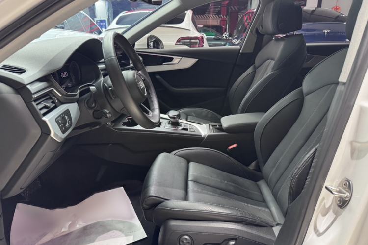 Used Audi A4L 2020 40 TFSI Luxury Dynamic Model Interior 5