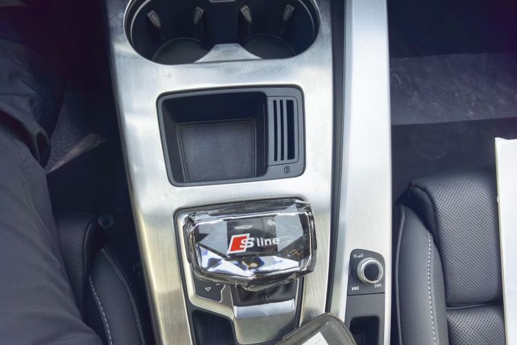 Used Audi A4L 2020 40 TFSI Fashion Dynamic Model Interior 5