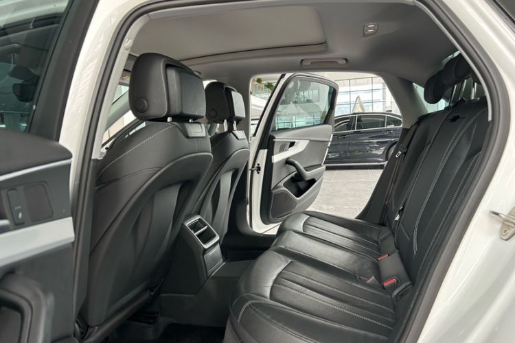 Used Audi A4L 2020 40 TFSI Fashion Dynamic Model Interior 6