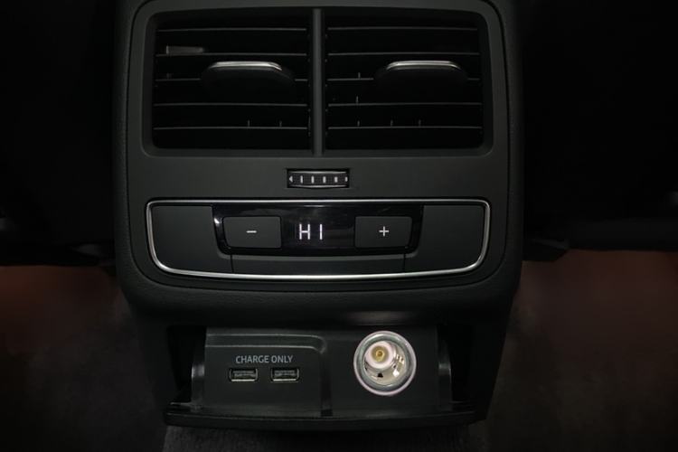 Used Audi A4L 2020 40 TFSI quattro Luxury Dynamic Model Interior 7