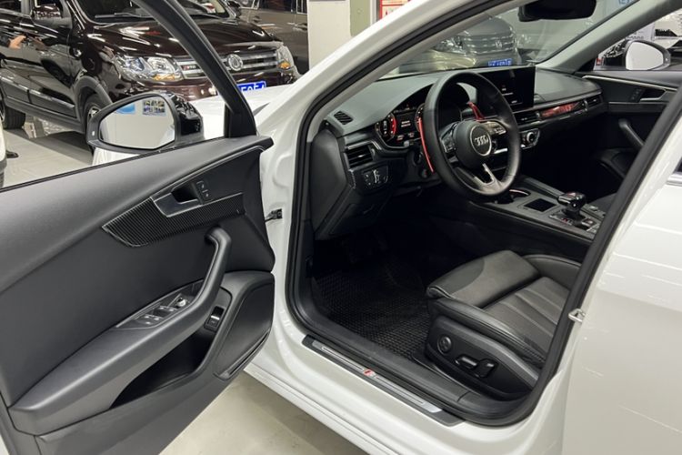 Used Audi A4L 2020 40 TFSI Luxury Dynamic Model Interior 8