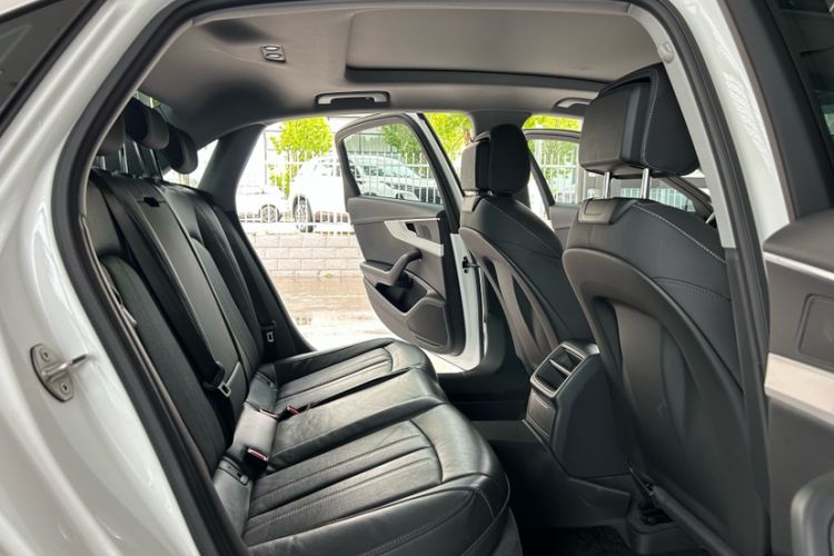 Used Audi A4L 2020 40 TFSI Fashion Dynamic Model Interior 8