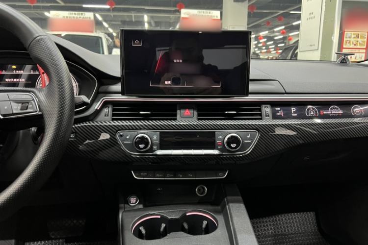 Used Audi A4L 2020 40 TFSI Luxury Dynamic Model Interior 9