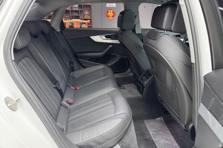 Used Audi A4L 2020 40 TFSI Luxury Dynamic Model Interior 9