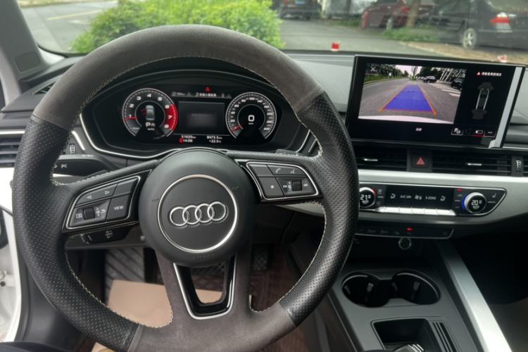 Used Audi A4L 2020 40 TFSI Luxury Dynamic Model Interior 9