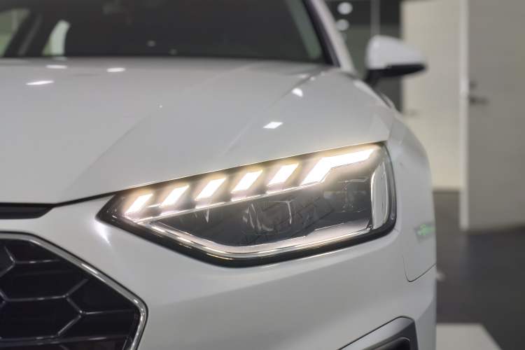 Used Audi A4L 2020 40 TFSI Luxury Dynamic Model Left Front Headlight