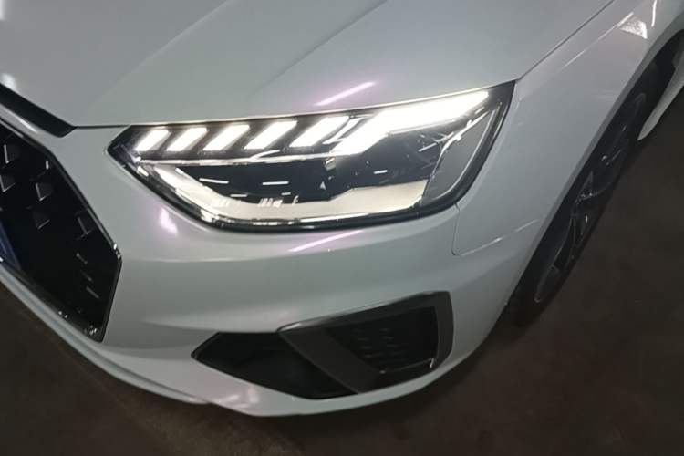 Used Audi A4L 2020 40 TFSI Fashion Dynamic Model Left Front Headlight