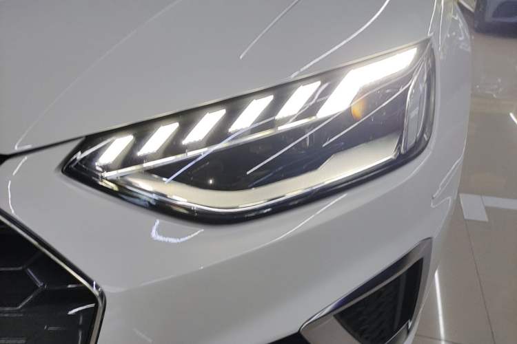 Used Audi A4L 2020 40 TFSI Fashion Dynamic Model Left Front Headlight