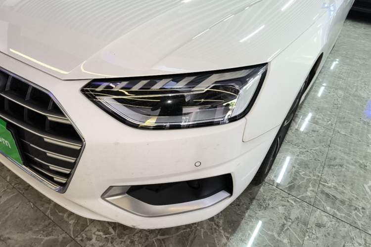 Used Audi A4L 2020 40 TFSI Fashionable and Elegant Model Left Front Headlight