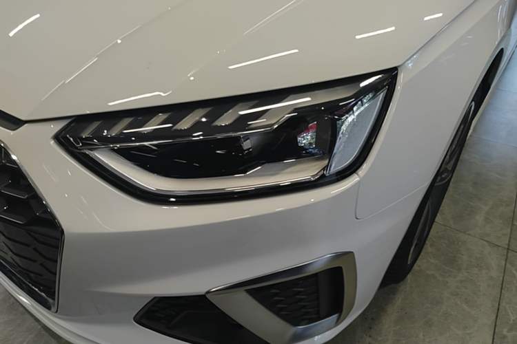 Used Audi A4L 2020 40 TFSI Fashion Dynamic Model Left Front Headlight