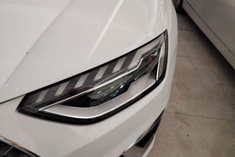 Used Audi A4L 2020 40 TFSI quattro Luxury Dynamic Model Left Front Headlight